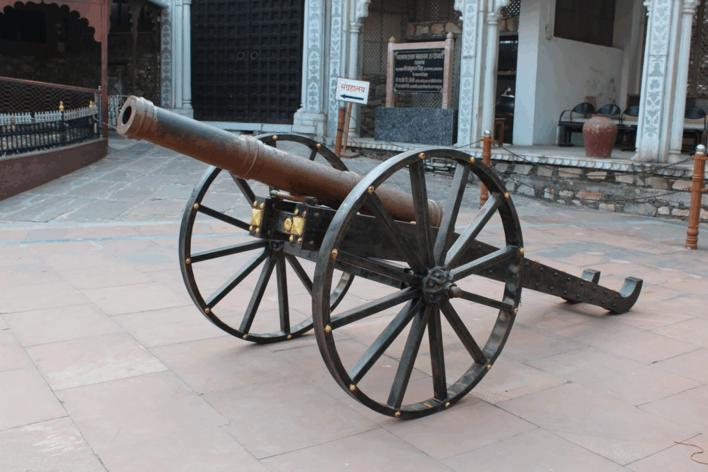 A light weight cannon placed at Haldighati Museum | Historyfinder.in