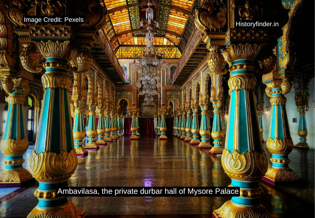 An image of lavishing Ambevilasa interior decoration, the private durbar hall of Mysore Palace | Historyfinder.in