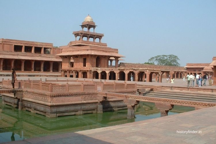 History of Fatehpur Sikri |  The abandoned Capital of Mughal Sultanate