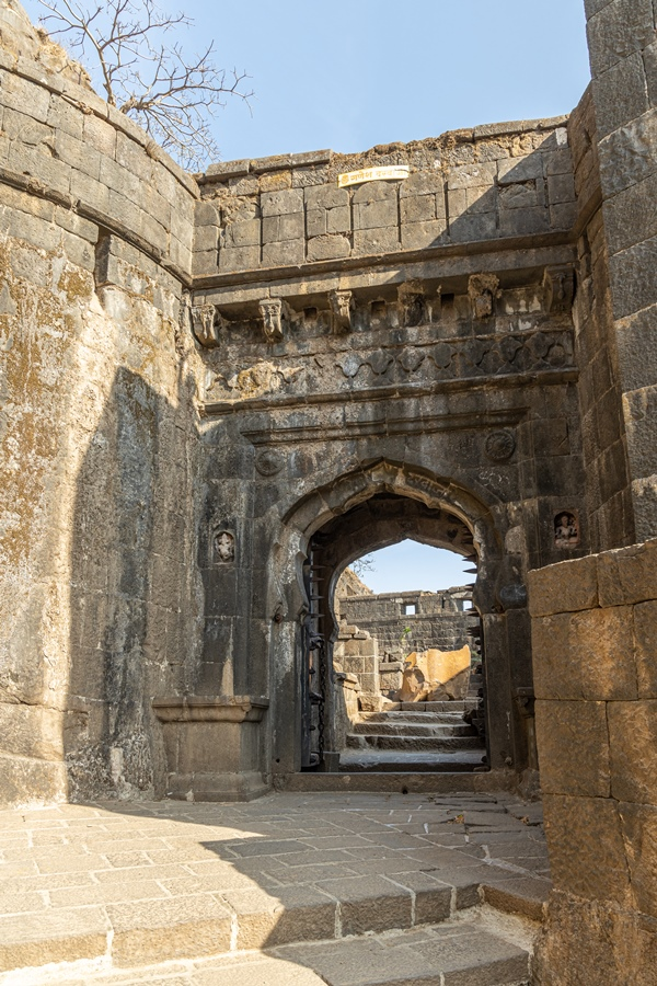 Ganesh Darwaja | Lohagad fort history