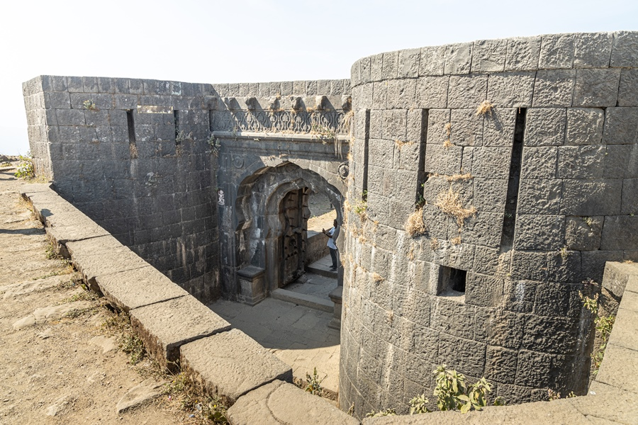 Mahagate of Lohagad fort | History of Lohagad fort