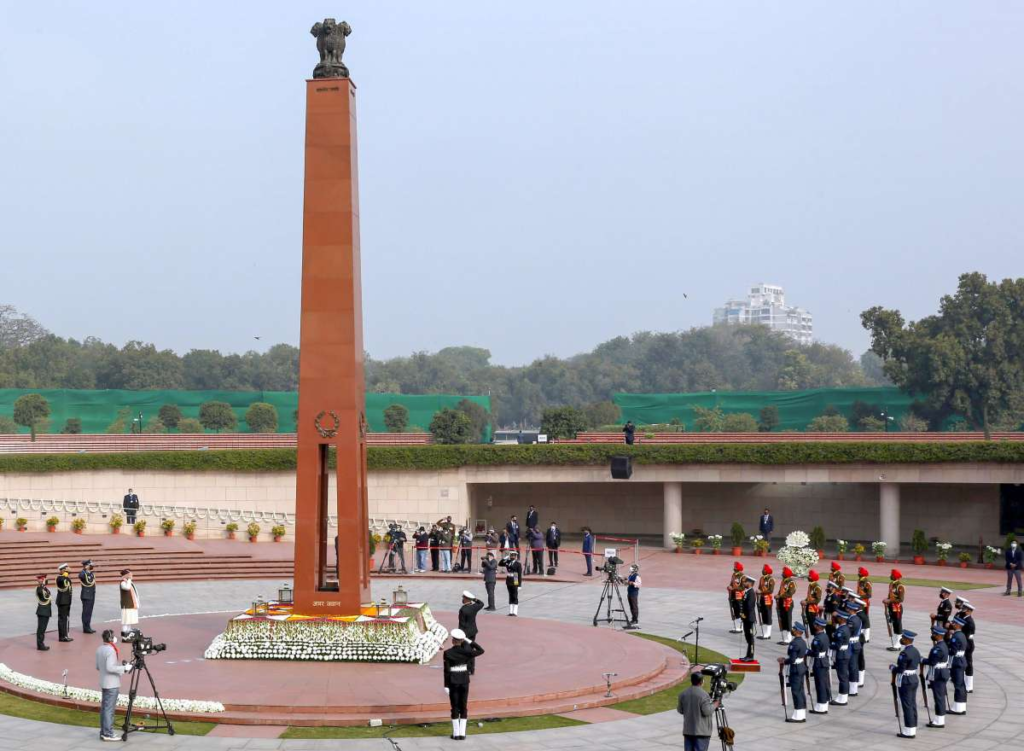 National War Memorial at India Gate of New Delhi | Historyfinder.in
