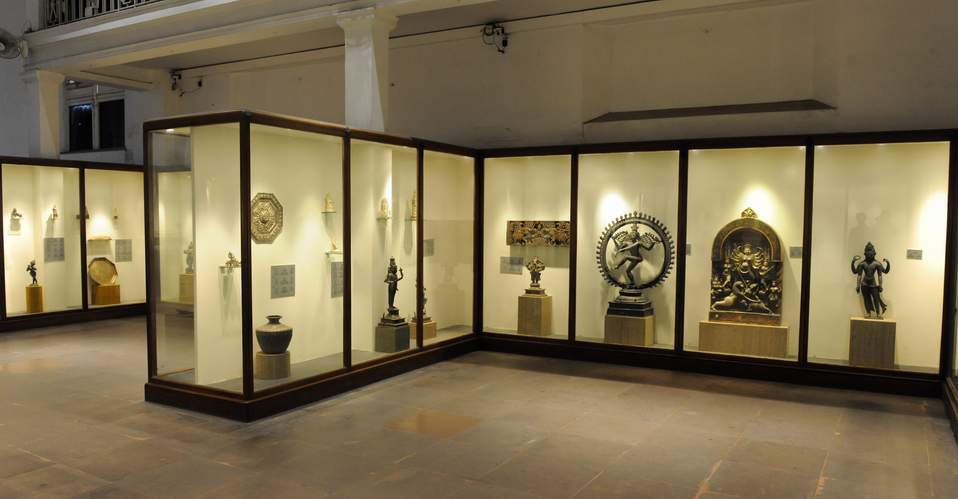 Bronze gallery of Indian Museum Kolkata | Image from Indianmuseumkolkata.org